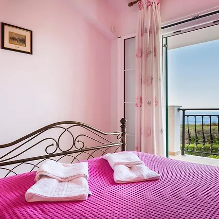 Kleismata Sleeps 6 Pool Wifi Villa *