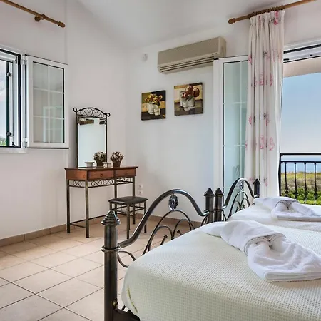 Kleismata Sleeps 6 Pool Wifi Villa