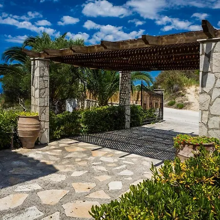 Villa Kleismata Sleeps 6 Pool Wifi